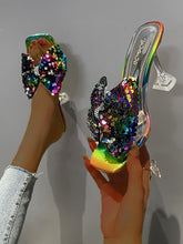 Sandalias de tacón alto con lazo de mariposa brillante